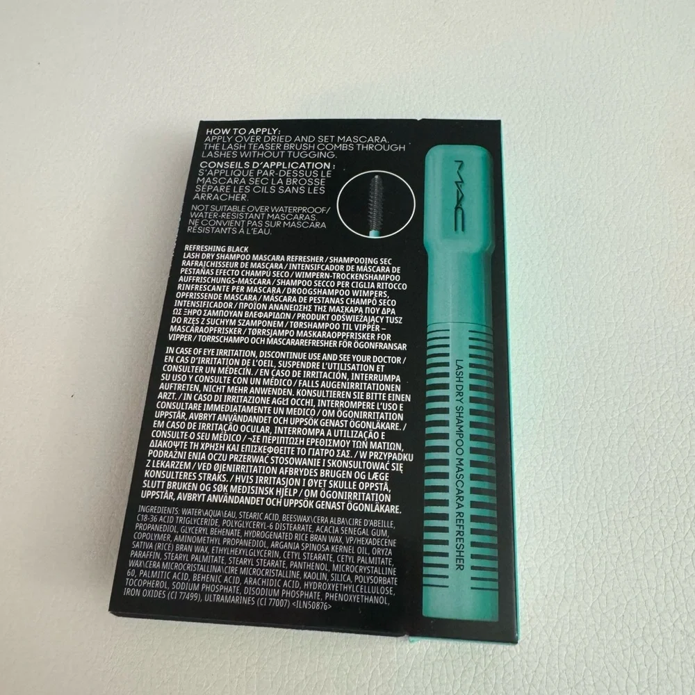 MAC lash dry shampoo mascara